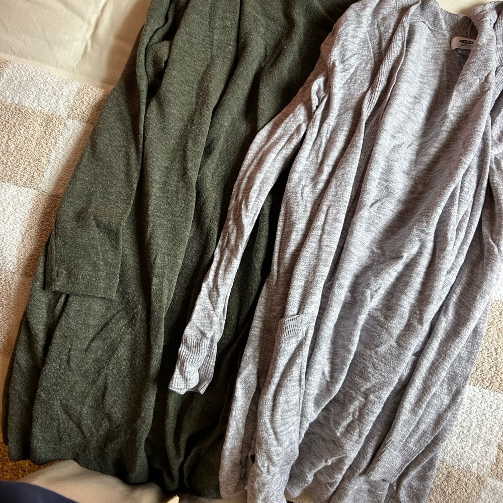 Long Cardigan Set - Picture 3 of 10